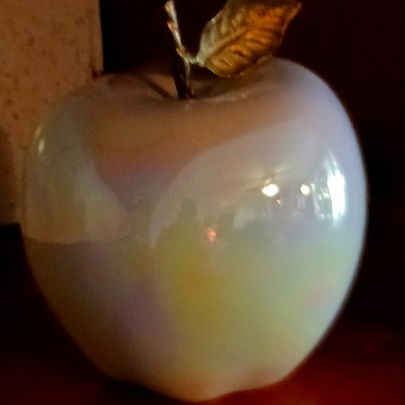 Ceramic Apple with Luster - Picture 3 of 4